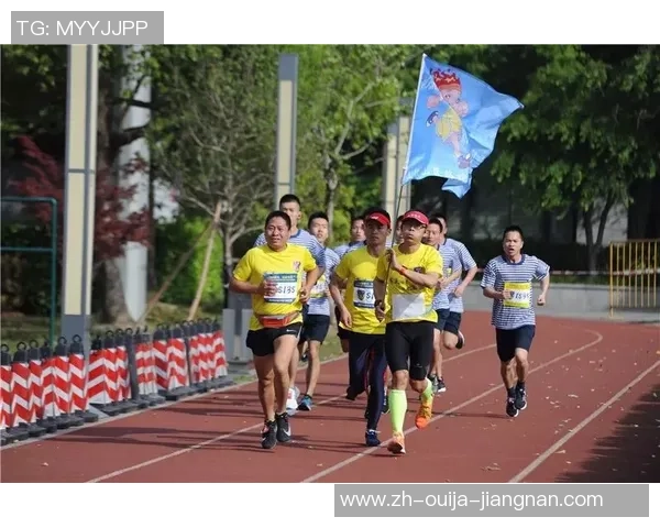 杭州女足举办环西湖步行活动，全程八公里